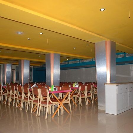Hotel Nyay Mandir Bharuch Exterior foto